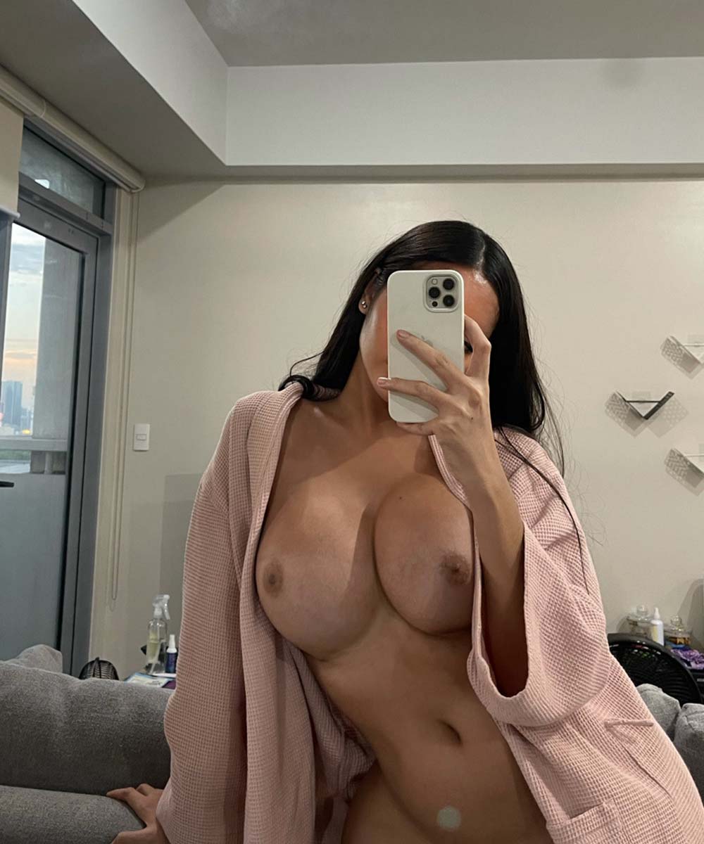 Angela Castellanos naked in Ramadi